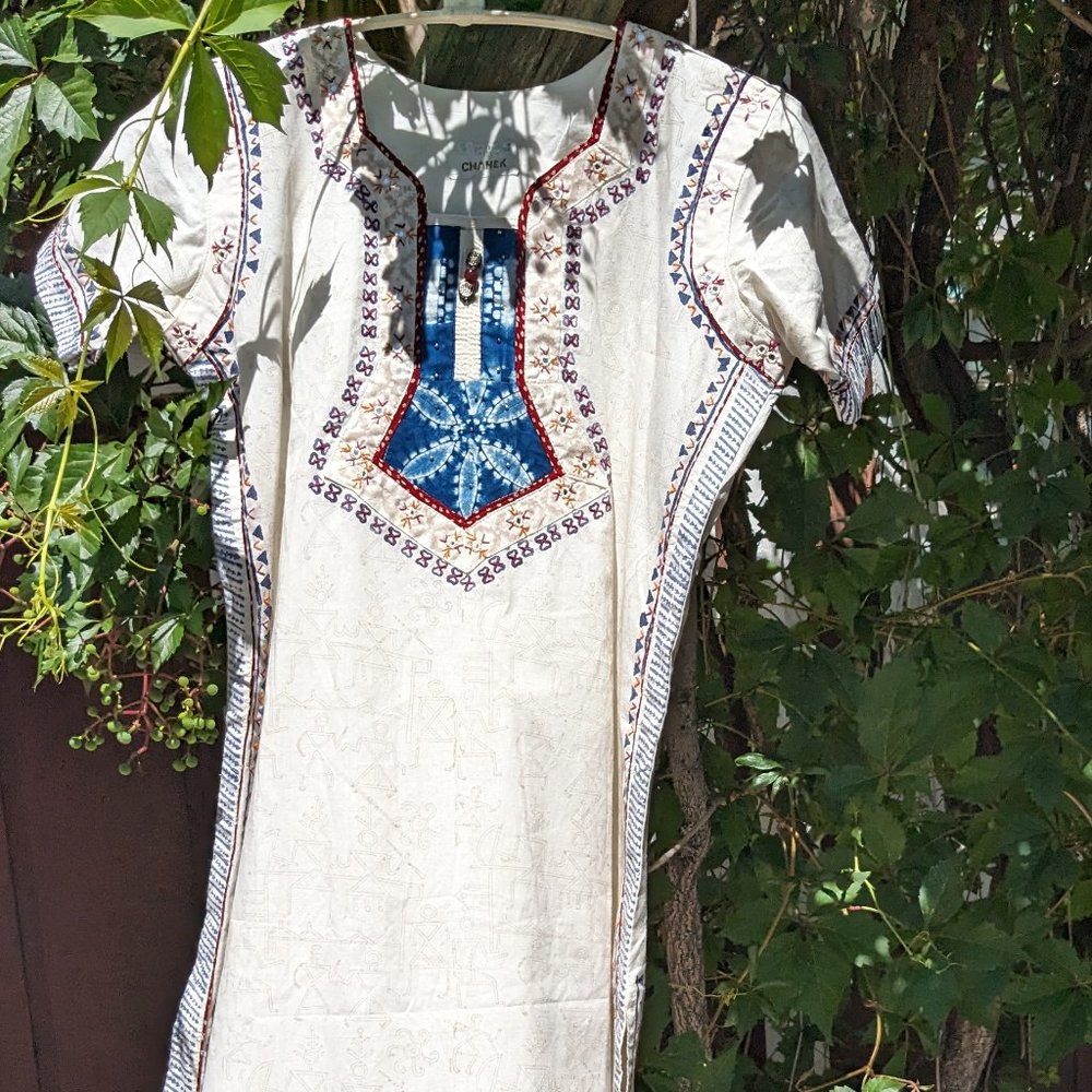 CHAHEK of India- Hand Batiked Full-Length Tunic - Picture 5 of 16